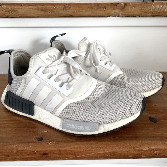 Men’s Adidas NMD_R1 White w/Navy size 9.5 - Picture 1 of 6